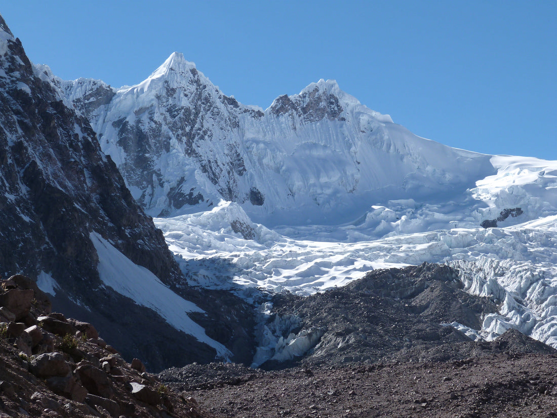 Ein Bergsteigerparadies in Suedperu, die Cordillera Vilcanota mit zahlreichen 6000ern und 5000ern