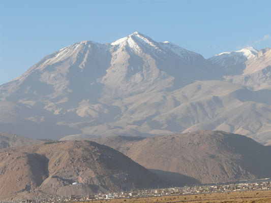 Der 6000er Vulkan Ampato ist einer der höchsten Berge Südperus