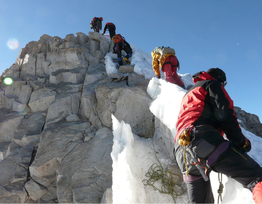 Best opcion for gudiet trekking and Mountain climbing in the andes?
