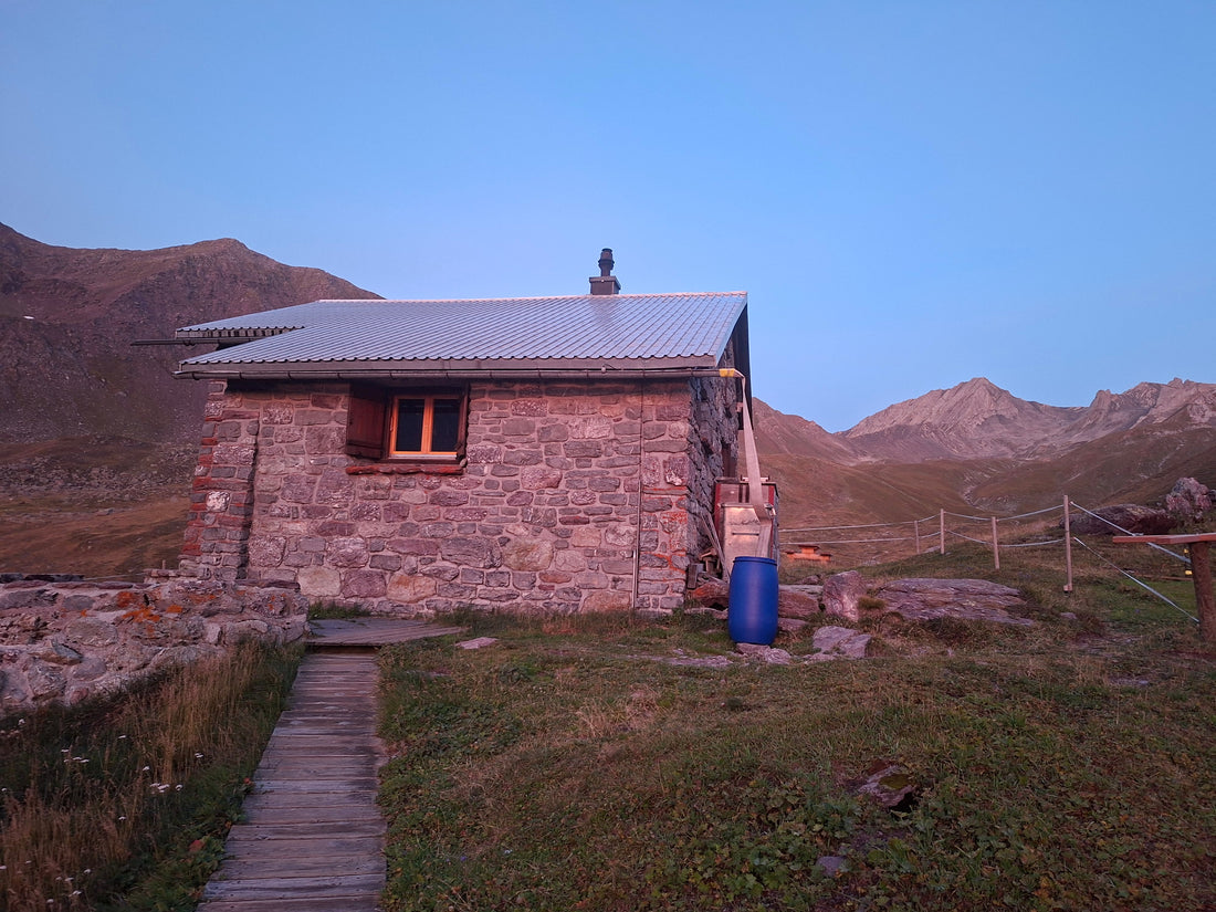 Bergtouren in unberührter Natur: die Ramozhütte in den Plessuralpen